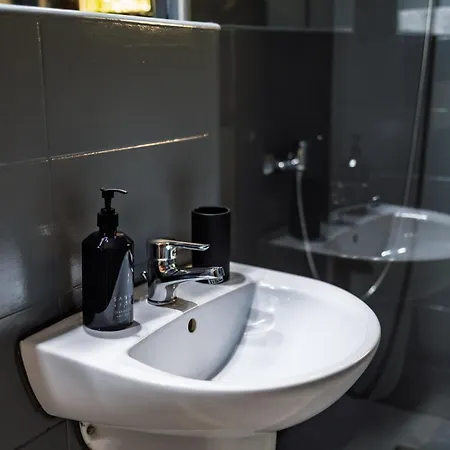 Deluxe Promenada Apartment *